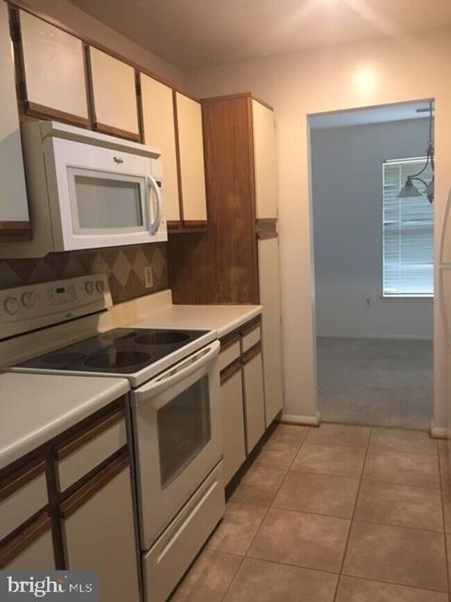Foto del edificio - The condo is also available for rent with ...