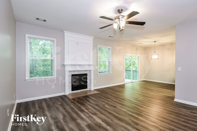 Building Photo - 3835 Green Ridge Ct