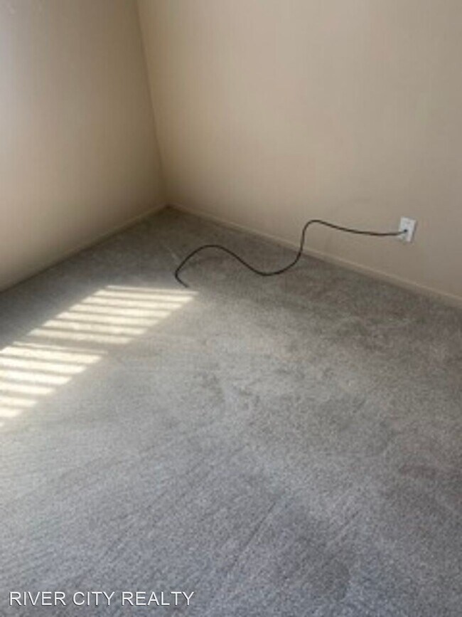Building Photo - 2 br, 1 bath House - 3800 DESERT MARINA #1...