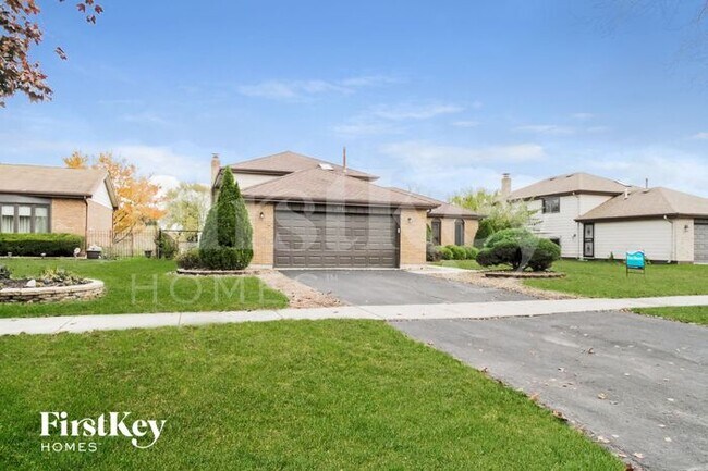 Foto del edificio - 753 Willow Rd