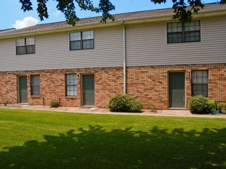Building Photo - Sherwood Court