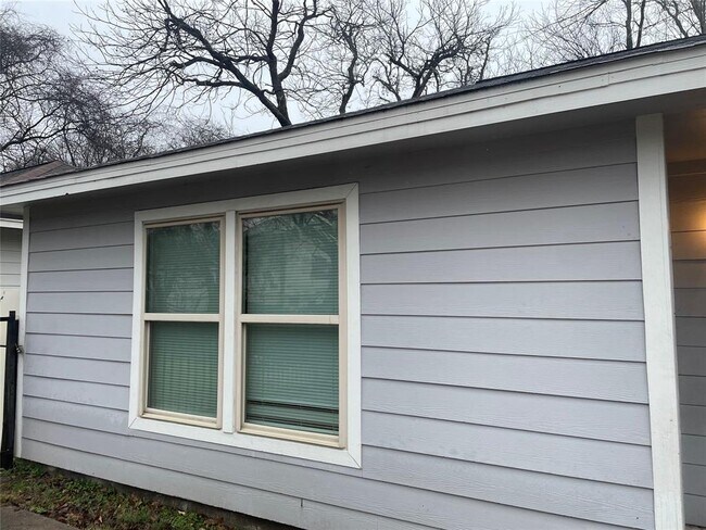 Foto del edificio - 5606 May St