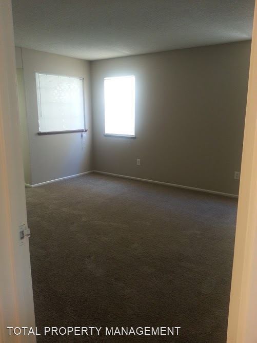 Building Photo - 2 br, 2 bath House - 4702 Obannon Dr. - B