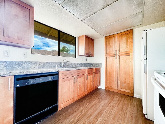 Building Photo - 3/2 with Garage! Wailuna in Aiea!