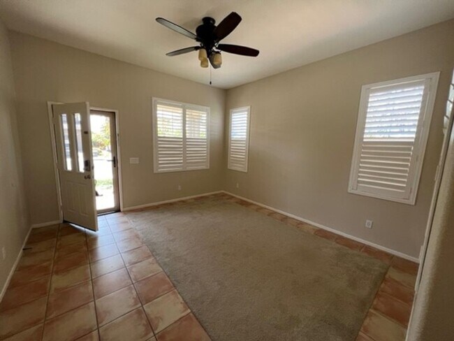 Foto del edificio - Rolling Hills Ranch! Spacious 4 Bedroom 2....