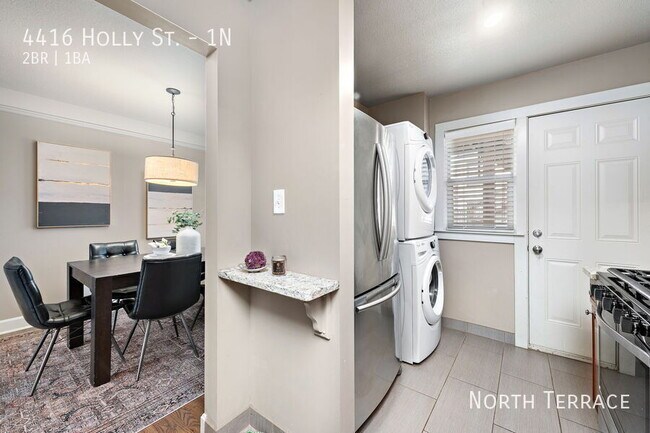 Foto del edificio - 4416 Holly St