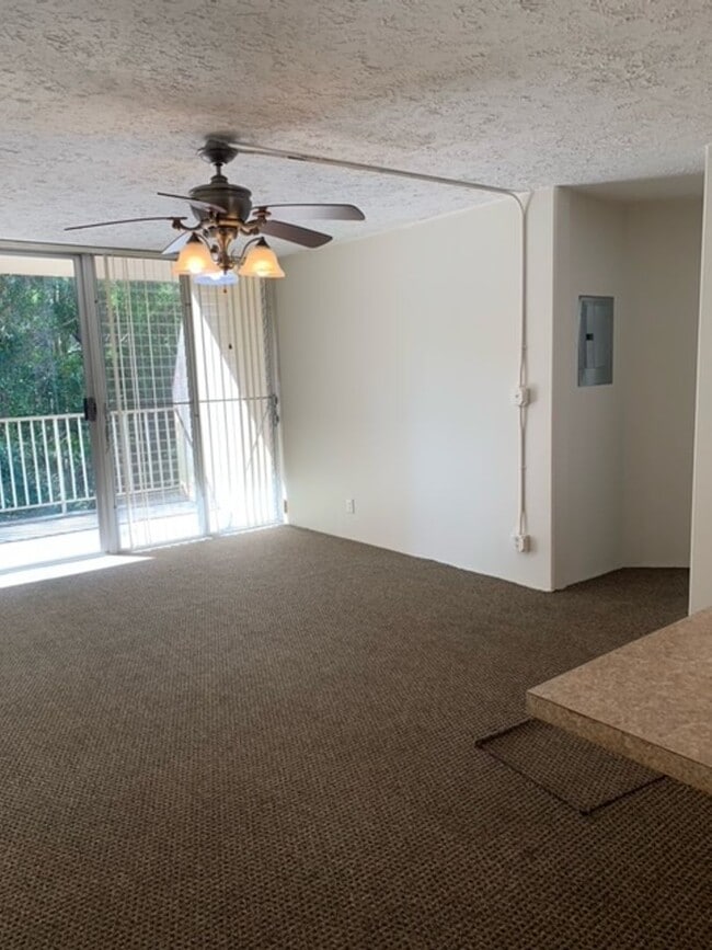 Foto del edificio - Northbrook-Melemanu -  2 Bedroom, 1 Bath U...