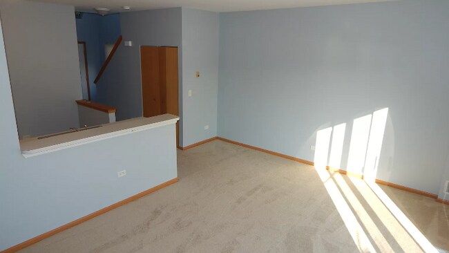 Foto del edificio - 2546 Oak Tree Ln