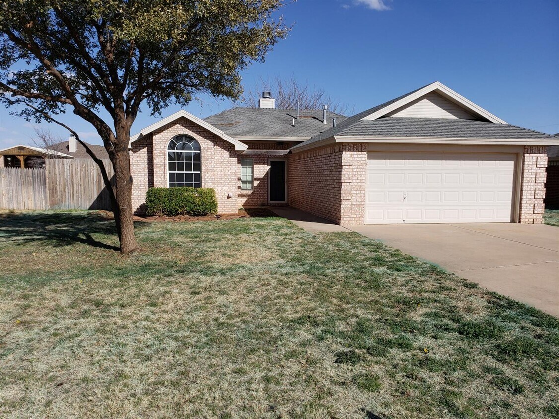 9705 Avenue W, Lubbock, TX 79423 House for Rent in Lubbock, TX
