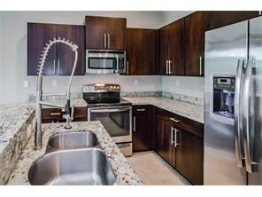 Foto del edificio - 138 SW 7th Ct