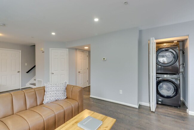 Foto del edificio - 3102 Hillside Ave