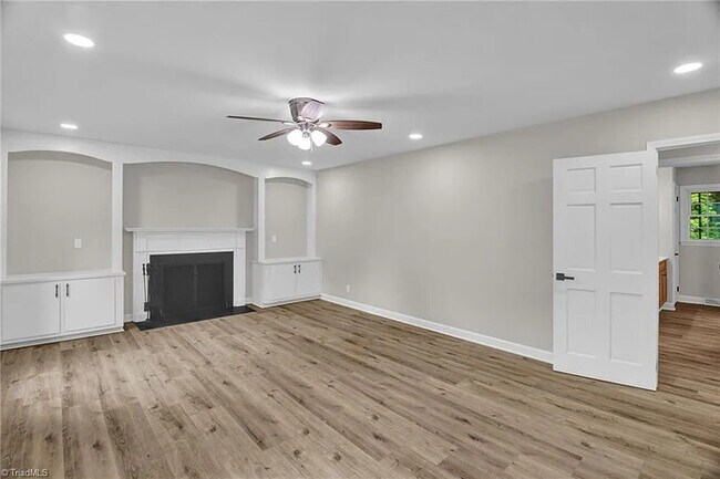 Foto del edificio - Build Equity While Leasing - Lease and Own...