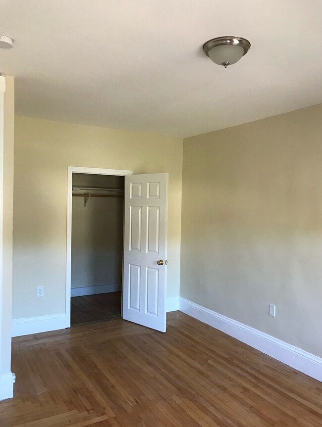 Building Photo - 135 Highland St