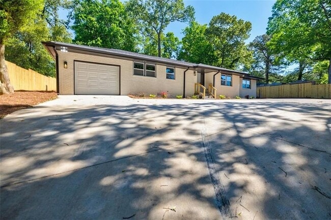 Foto del edificio - 3154 N Druid Hills Rd