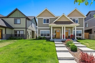 Building Photo - 3669 Laduke St