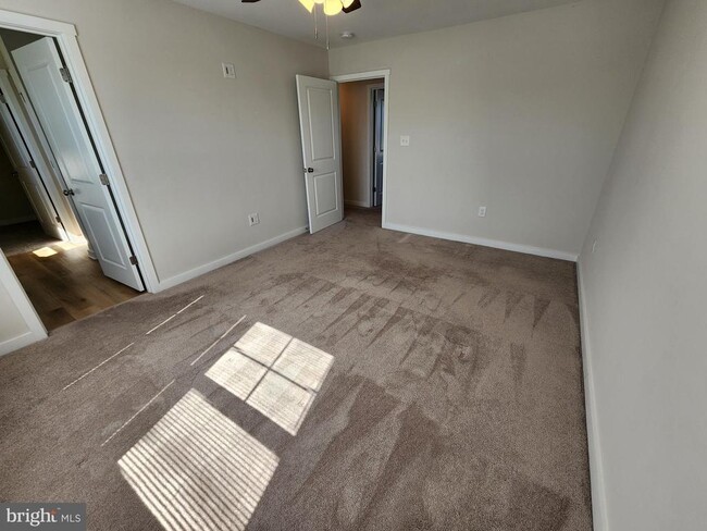 Building Photo - 34 Asa Ct