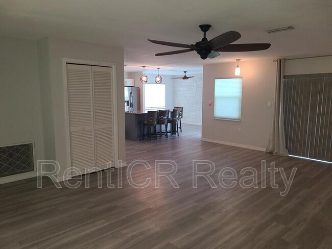 Building Photo - 8503 Redfield Dr