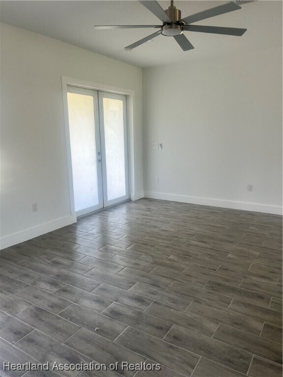 Foto del edificio - 239 Pelican Ave