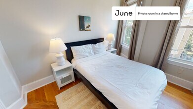 Building Photo - Room in Shared 3 bed/1 bath home