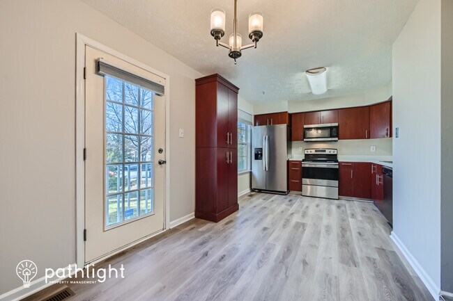 Foto del edificio - 3644 Derby Shire Circle