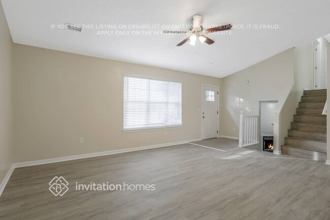 Foto del edificio - 1350 Stoneleigh Way