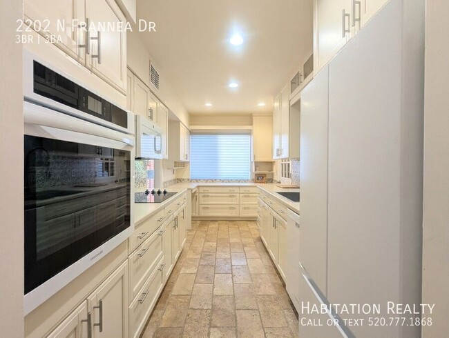 Foto del edificio - 2202 N Frannea Dr