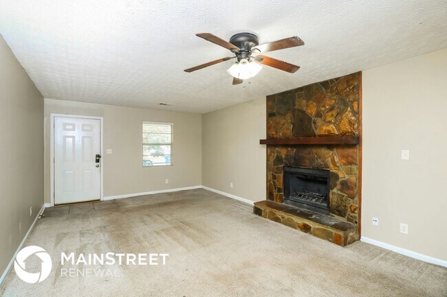 Foto del edificio - 5850 Bearing Way