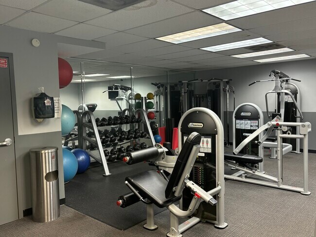 Foto del edificio - 6030 N Sheridan Rd