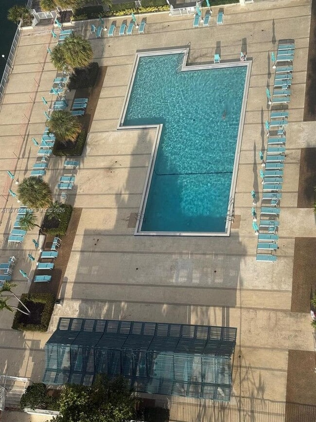 Photo - 300 Bayview Dr House