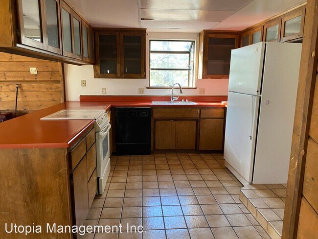 Building Photo - 3 br, 3 bath House - 465-520 Elysian Valle...