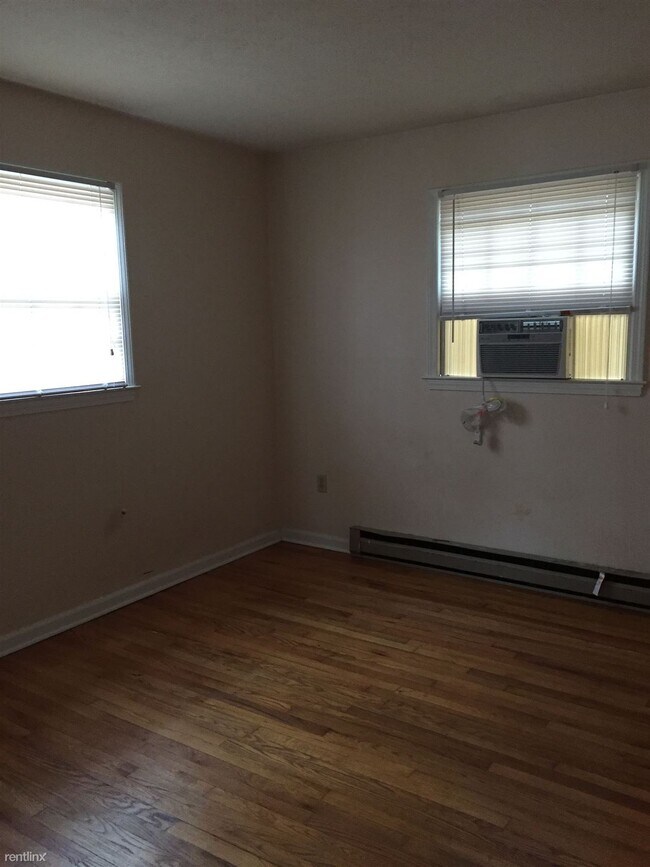 Building Photo - 1148 Crewdson Dr