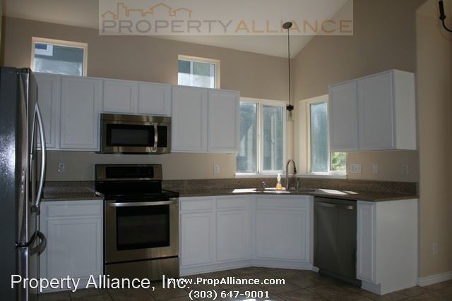 Building Photo - 3 br, 2.5 bath House - 10748 Appaloosa Court