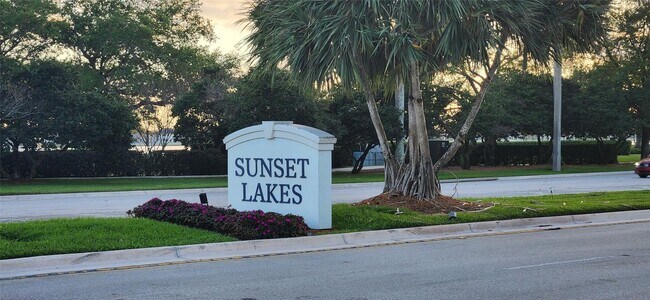 Foto del edificio - 18841 SW 29th Ct