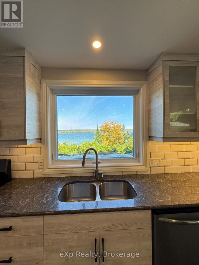 Building Photo - 502435 Grey Rd 1