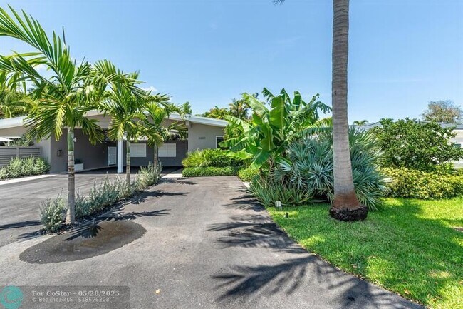 Foto del edificio - 2605 NE 33rd St
