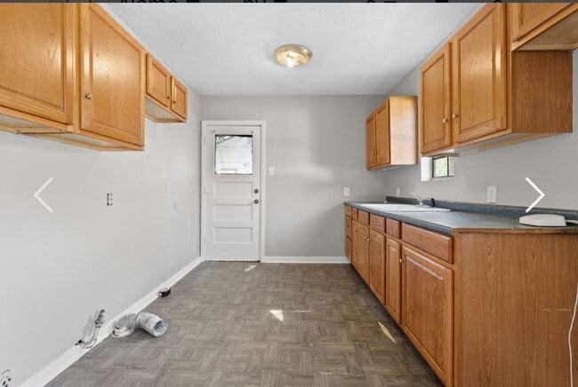 Building Photo - Great rental near Texas Tech University an...
