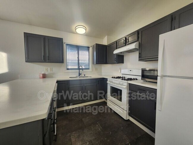 Building Photo - 8111 Medellin Cir