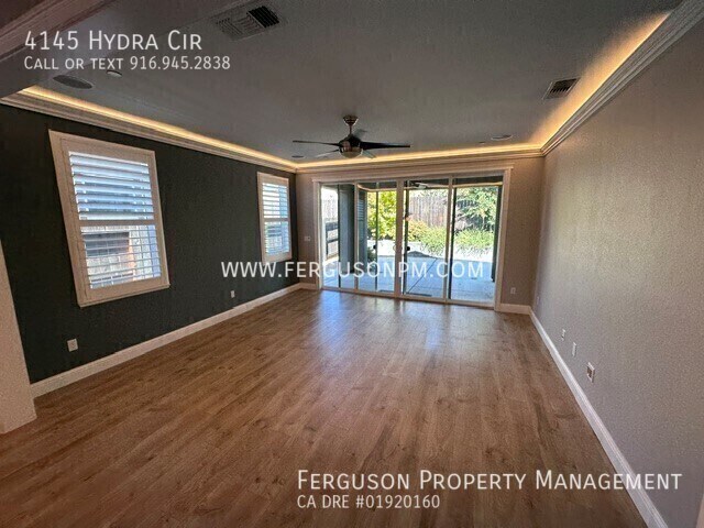 Foto del edificio - 4145 Hydra Cir