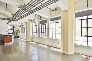 Building Photo - 746 S Los Angeles St