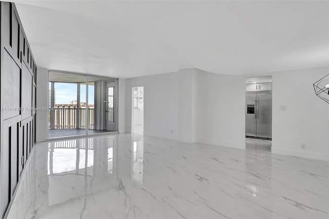 Building Photo - 100 Golden Isles Dr