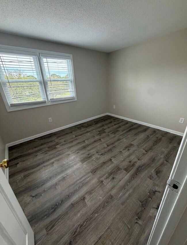 Foto del edificio - 4516 N Main St
