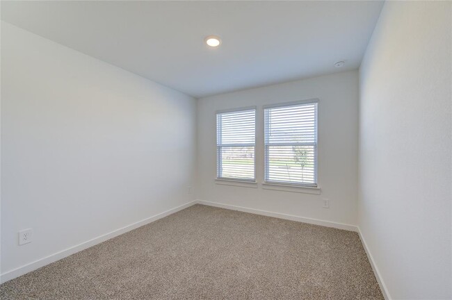 Building Photo - 1327 Via Sacra Dr