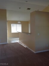 Building Photo - 1031 NE 7th Pl