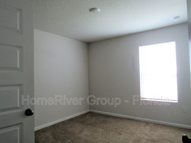 Foto del edificio - 5578 Guinevere Ln