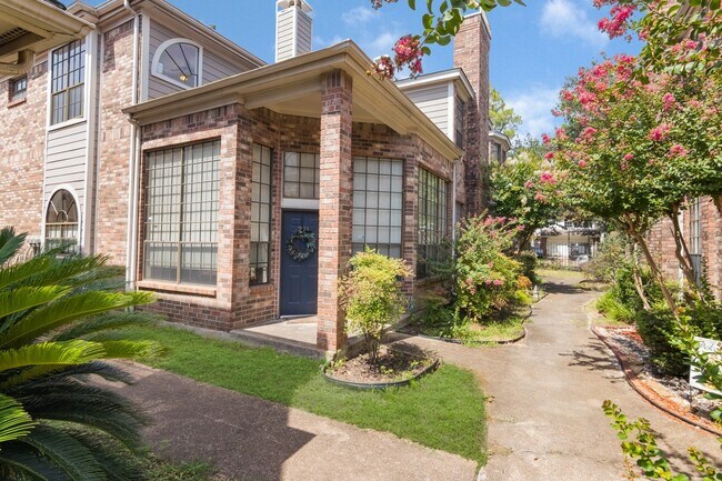 Foto del edificio - 8888 Benning Dr