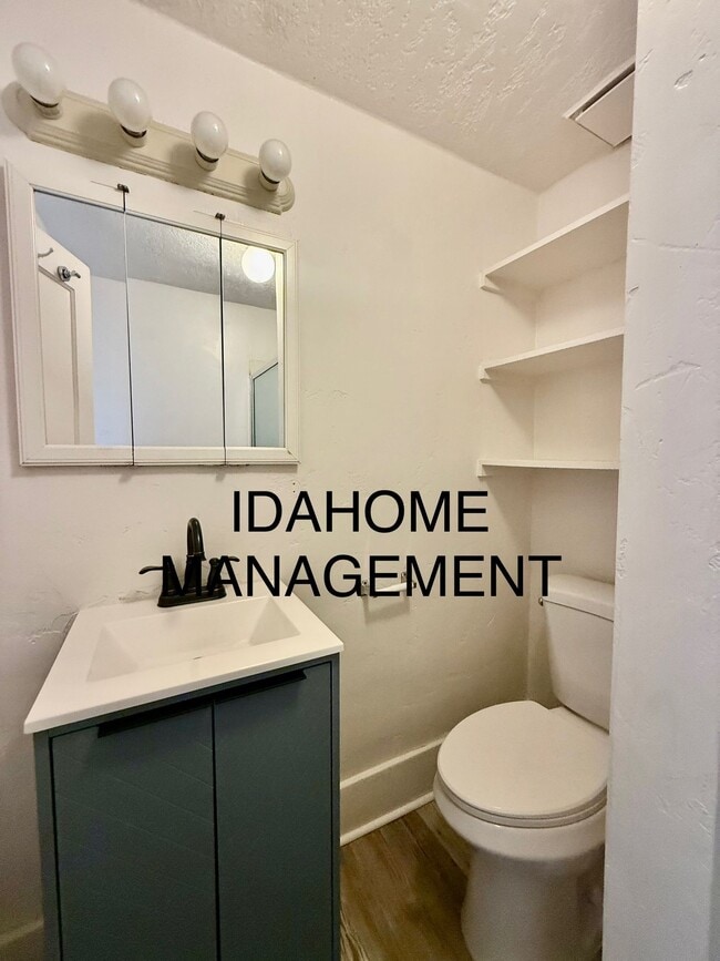Building Photo - Updated 1 bedroom for rent near Idaho State.