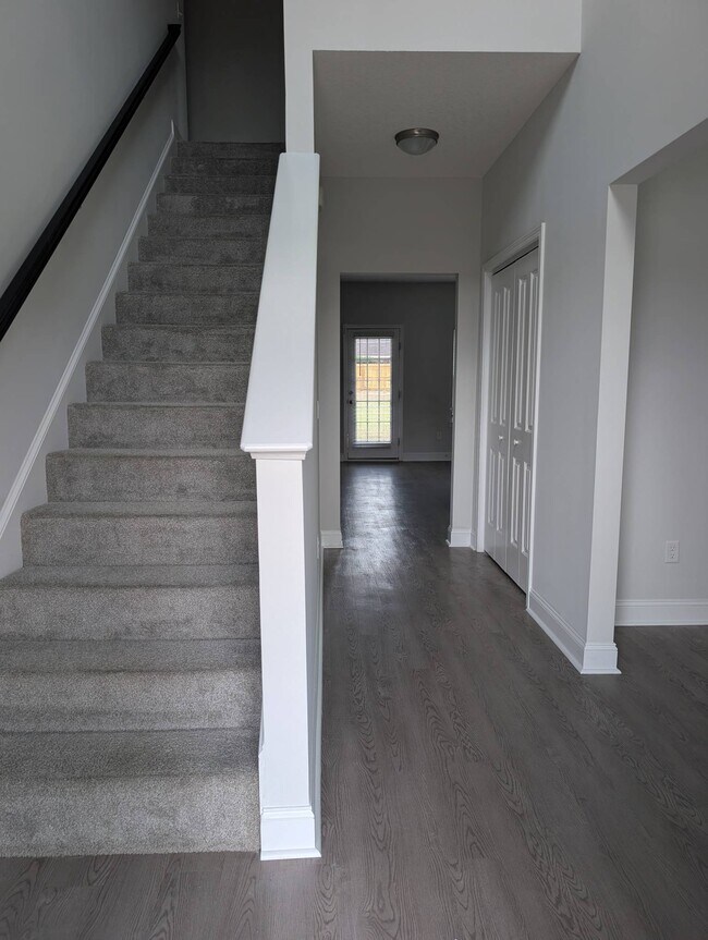 Foto del edificio - 294 Grayson Ave