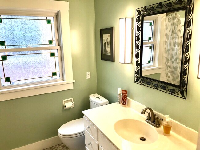 Foto del edificio - 419 Vernon St