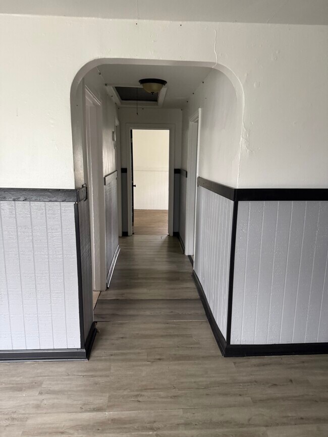 Foto del edificio - 319 Harding St