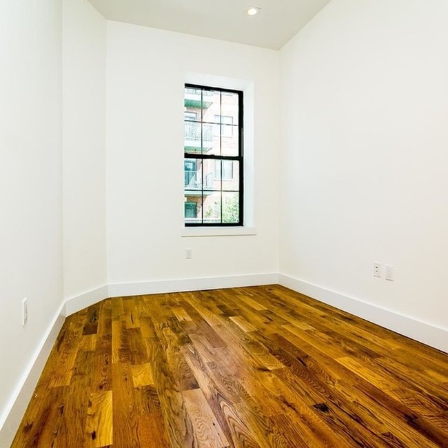Foto del edificio - 285 Himrod St